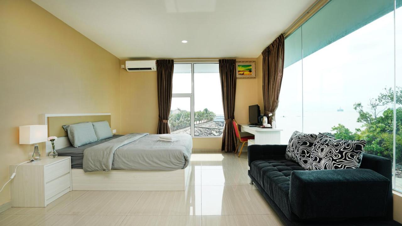 J.G. Resort Pengerang Luaran gambar